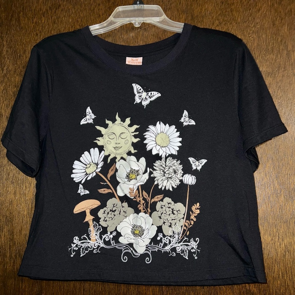 🌻”Enjoy the Little Things” Cropped Shirt🌻
